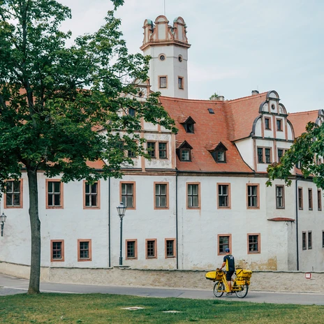 Mulderadweg Doppelschlossanlöage Glauchau_CC_BY_SA (c) Radelmaedchen_Juliane_Schumacher.jpg