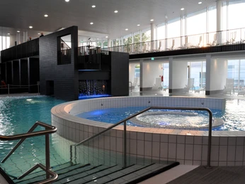 Attraktionsbecken im Sport- und Freizeitbad Allerwelle Gifhorn Attraktionsbecken im Schwimmbad AllerwelleAttraction pool in the Allerwelle swimming poolAttraktionsbassin i Allerwelle-swimmingpoolenAttractiebad in het Allerwelle zwembad