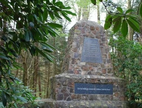 5306_7_friesendenkmal