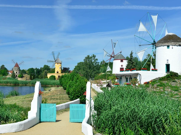 Südländische Mühlen im Mühlenmuseum Gifhorn Blick auf die südländischen Mühlen im Internationalen Mühlenmuseum Gifhorn