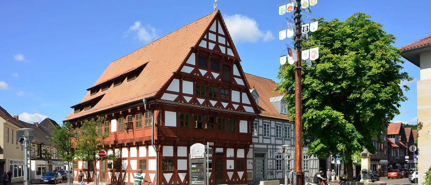 Altes Gifhorner Rathaus in der Innenstadt Blick auf das alte Gifhorner Rathaus in der Innenstadt vom Marktplatz aus