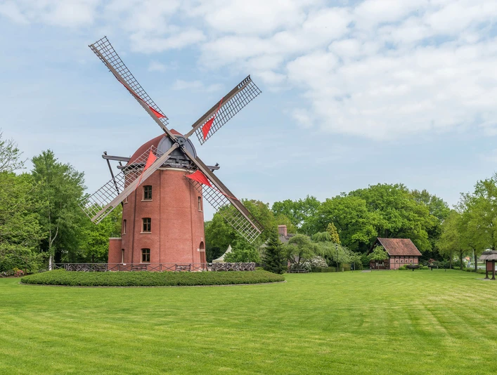 ruegenwalder-muehle-aussenansicht