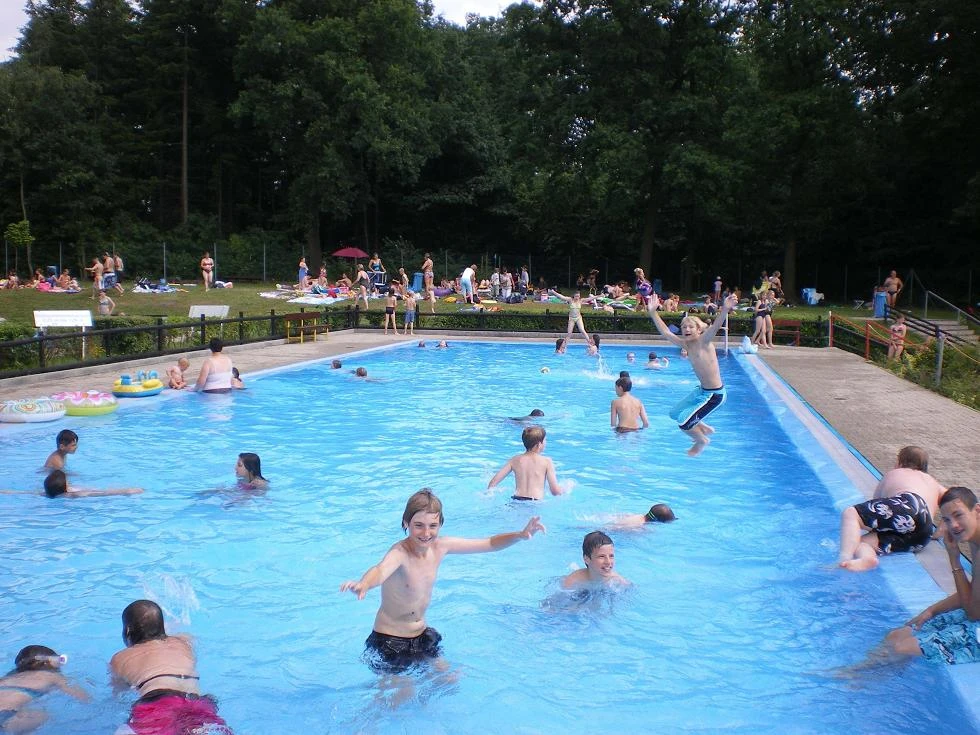 Freibad Edesbüttel Badeszene im Freibad Edesbüttel in der Südheide Gifhorn