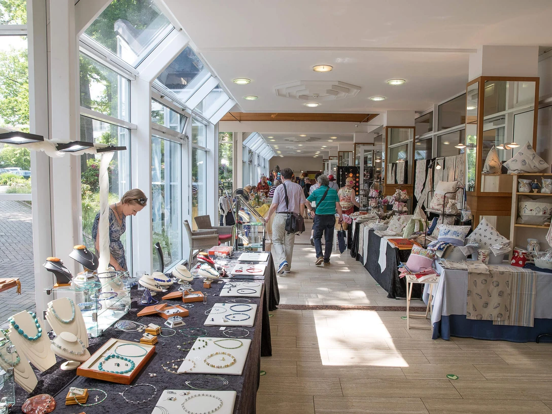 ausstellung-wandelhalle-bad-zwischenahn-wintergarten