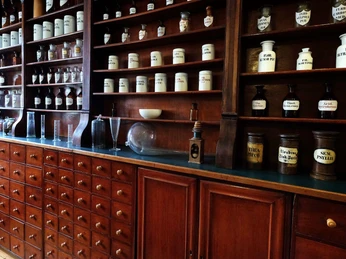 Gifhorner Schlossapotheke von 1871 Gifhorner Schlossapotheke von 1871im Historischen Museum Schloss Gifhorn