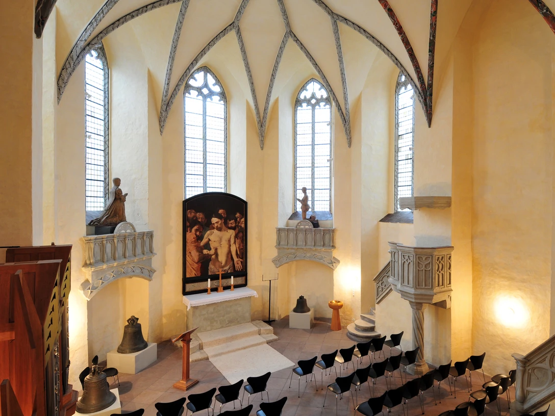 Schlosskapelle im Schloss Gifhorn Blick in die Schlosskapelle mit Altarbild "Ungläubiger Thomas" im Schloss GifhornView of the castle chapel with the altarpiece "Unbelieving Thomas" in Gifhorn CastleUdsigt over slotskapellet med altertavlen "Den vantro Thomas" i Gifhorn SlotZicht op de kasteelkapel met het altaarstuk "Ongelovige Thomas" in kasteel Gifhorn
