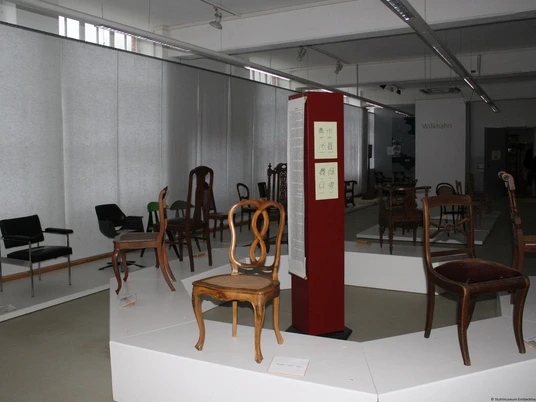 stuhlmuseum_innenansicht_6_-c-bernard-bonset-stuhlmuseum-eimbeckhausen