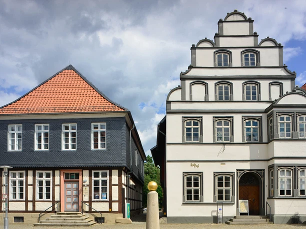 Uitzicht op de gebouwen Langen Jammer en Kavalierhaus Gifhorn