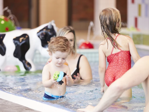 Plytje Hallenbad The picture shows the children's area in the Plytje indoor pool