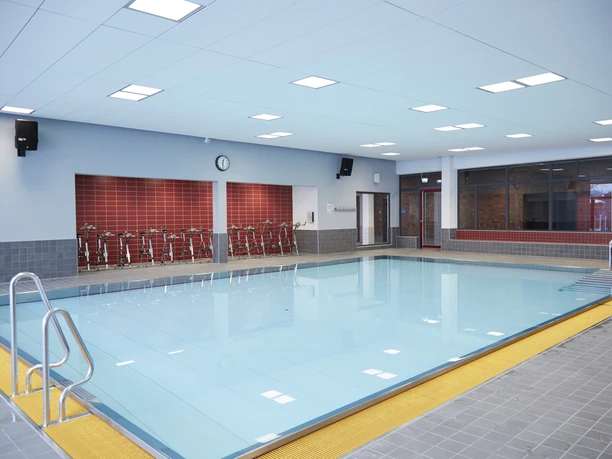 Plytje Hallenbad The picture shows the water sports pool in the Plytje indoor pool