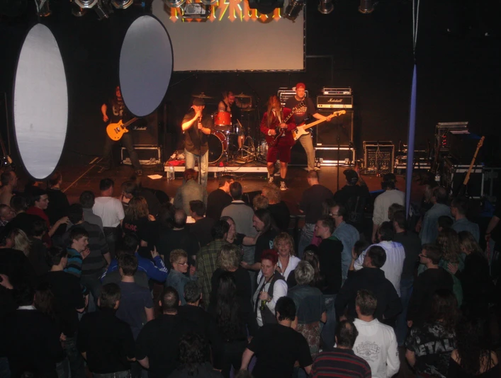 Konzert im KUBUS Kultur- und Eventhalle Konzert im KUBUS Kultur- und Eventhalle in Müden/Aller