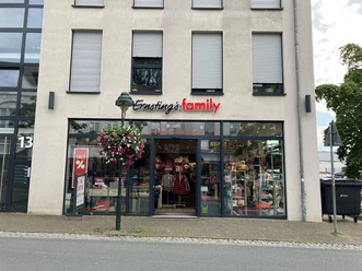 Ernsting's family