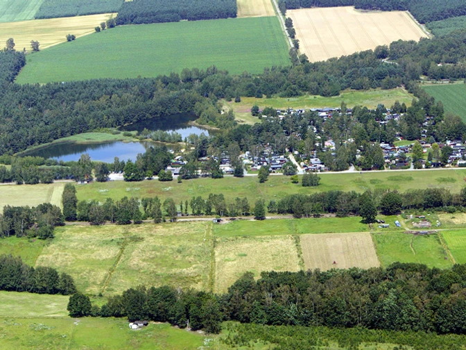 Campingplatz Seerosenteich - Luftbild Luftbild vom Campingplatz Seerosenteich