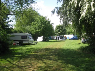 Tenten op camping Beversee