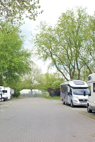 Wohnmobilstellplatz Allerwelle Blick auf den Wohnmobilstellplatz Allerwelle in Gifhorn