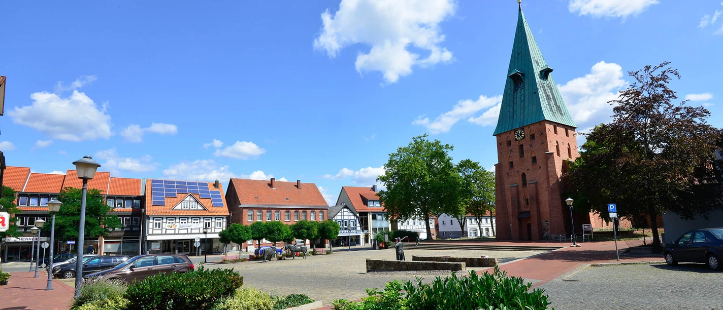 St. Stephanuskirche am Wittinger Marktplatz Blick auf die St. Stephanuskirche am Wittinger Marktplatz