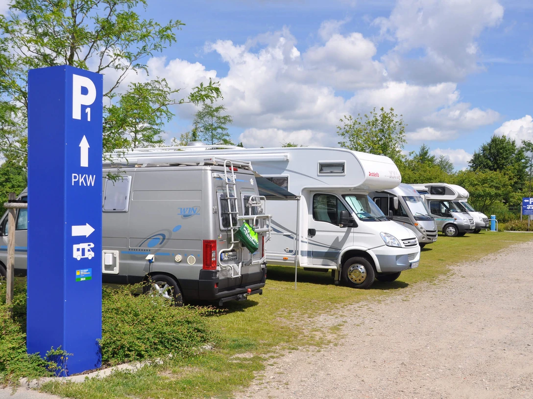 wohnmobilstellplatz-park-der-gaerten