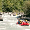 river-rafting-sommer-adventure-wasser-boot