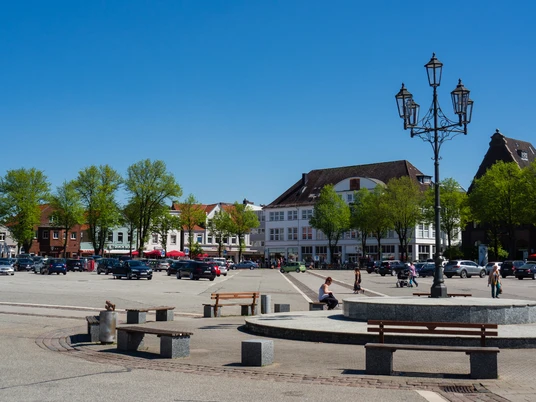 marktplatz-kandelaber
