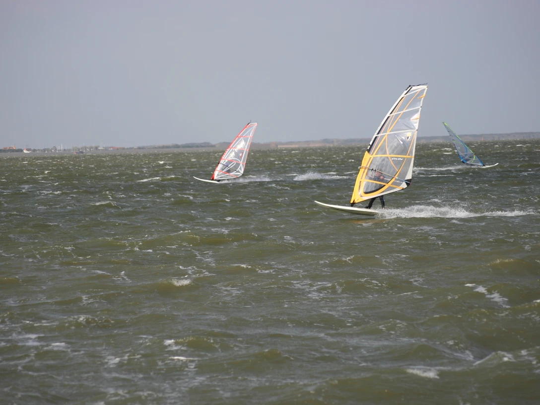 Windsurfen in Dornumersiel