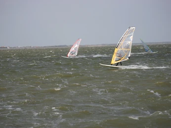 Windsurfen in Dornumersiel