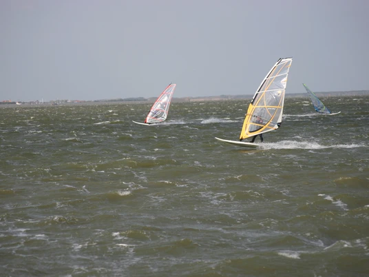 Windsurfen in Dornumersiel