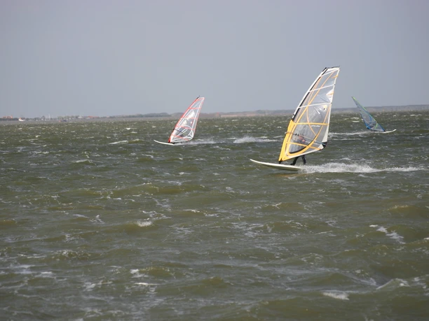 Windsurfen in Dornumersiel