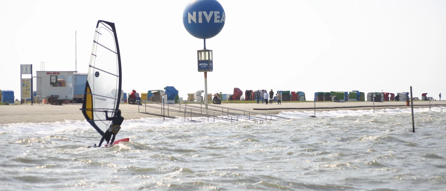 Windsurfen in Dornumersiel