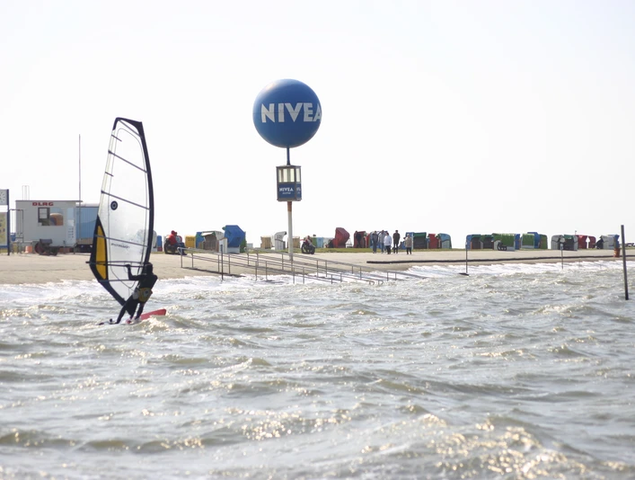 Windsurfen in Dornumersiel