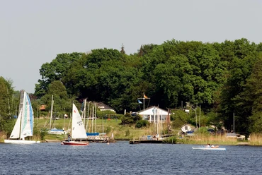 yachthafen-oeltjen-hafen