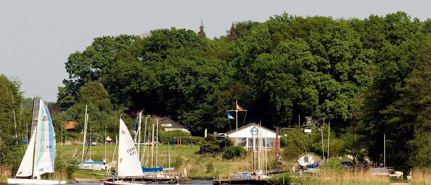 yachthafen-oeltjen-hafen