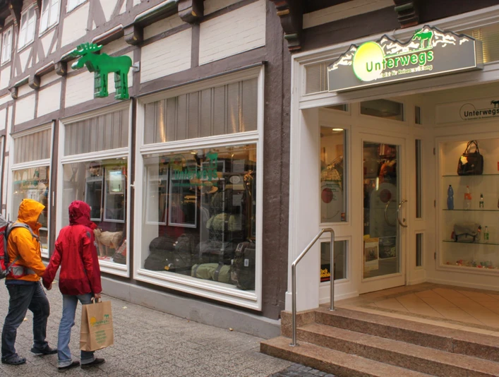 celle-einkaufen-unterwegs-aussenansicht