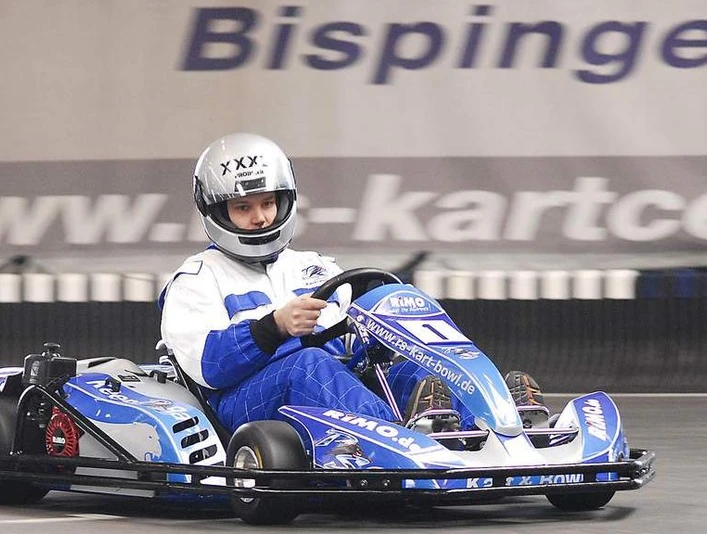 Indoorbahn im Ralf Schumacher Kartcenter in Bispingen Ralf Schumacher Kartcenter in Bispingen, ein Freizeitpark der Lüneburger HeideIndoor track at the Ralf Schumacher Kartcenter in Bispingen