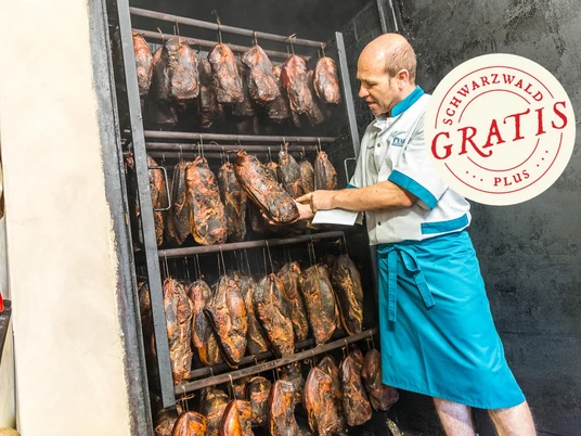 Räucherspezialitäten Pfau