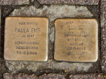 Stolpersteine in Celle Stolpersteine in CelleStolpersteine in Celle
