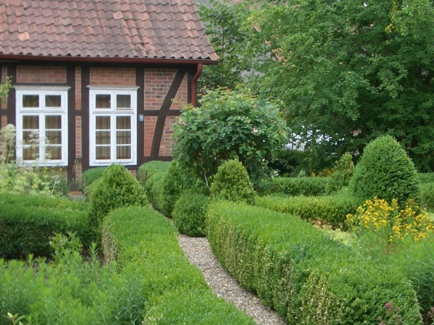 Bauerngarten im Museum Römstedthaus Bauerngarten im Museum Römstedthaus