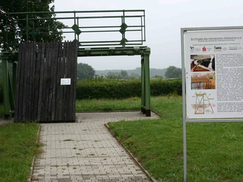 Nadelwehr am Wasserkraftwerk Oldau Nadelwehr am Wasserkraftwerk OldauNeedle weir, The Hydro-power Plant at Oldau