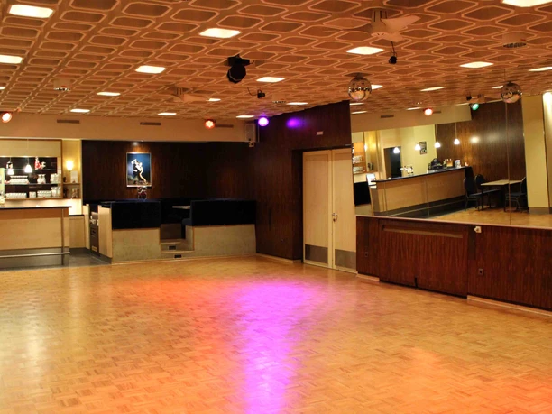 celle-tanzschule-krueger-kleiner-saal-zugbr-ckenstr