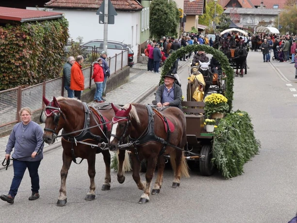 VORSCHAUBILD Leonhardusritt Lauf