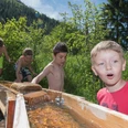 diemtigtal-familie-kinder-gwunderwasser-sommer-familienausfluege