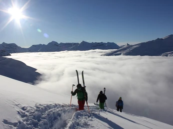 swiss-alpine-guides-ski-tour-freeride-winter