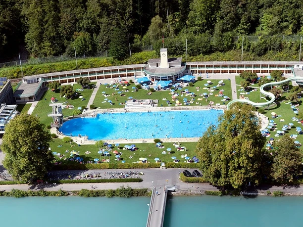 interlaken-boedelibad-auusenbad-sommer-panorama