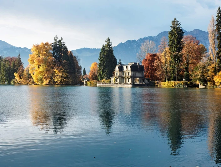 thun-aare-herbst-aarequai-aussicht