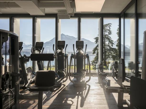 oberhofen-fitnesspark-sport-baden-hallenbad