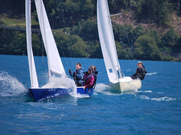 segelschule-neuhaus-sommer-thunersee-segeln