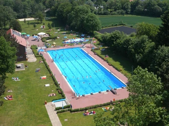 Luftaufnahme vom Freibad Werther (Westf.) Luftaufnahme vom Freibad Werther (Westf.)