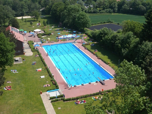 Luftaufnahme vom Freibad Werther (Westf.) Luftaufnahme vom Freibad Werther (Westf.)