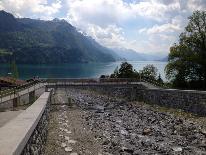 brienz-glyssibach-fuehrung-sommer-brienzersee