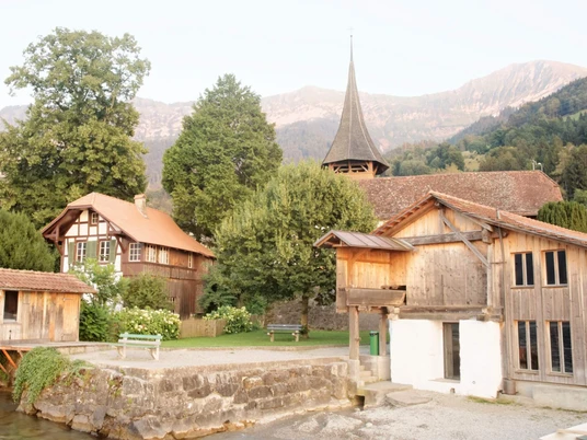 leissigen-alte-sagi-museum-thunersee