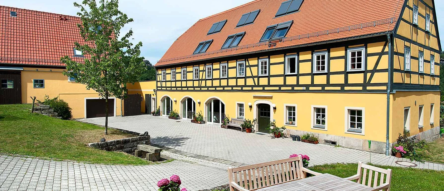 Herzlich willkommen im Alten Gutshof Papstdorf